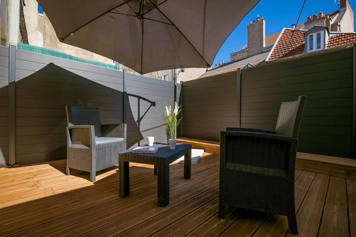 Terrasse Godrans En Plein Coeur De Ville Dijon Eksteriør bilde
